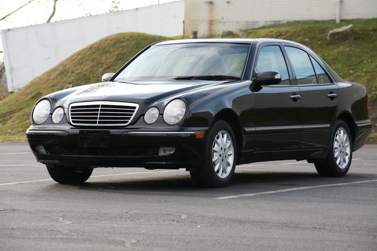 Mercedes-Benz  E 320 Classic 4