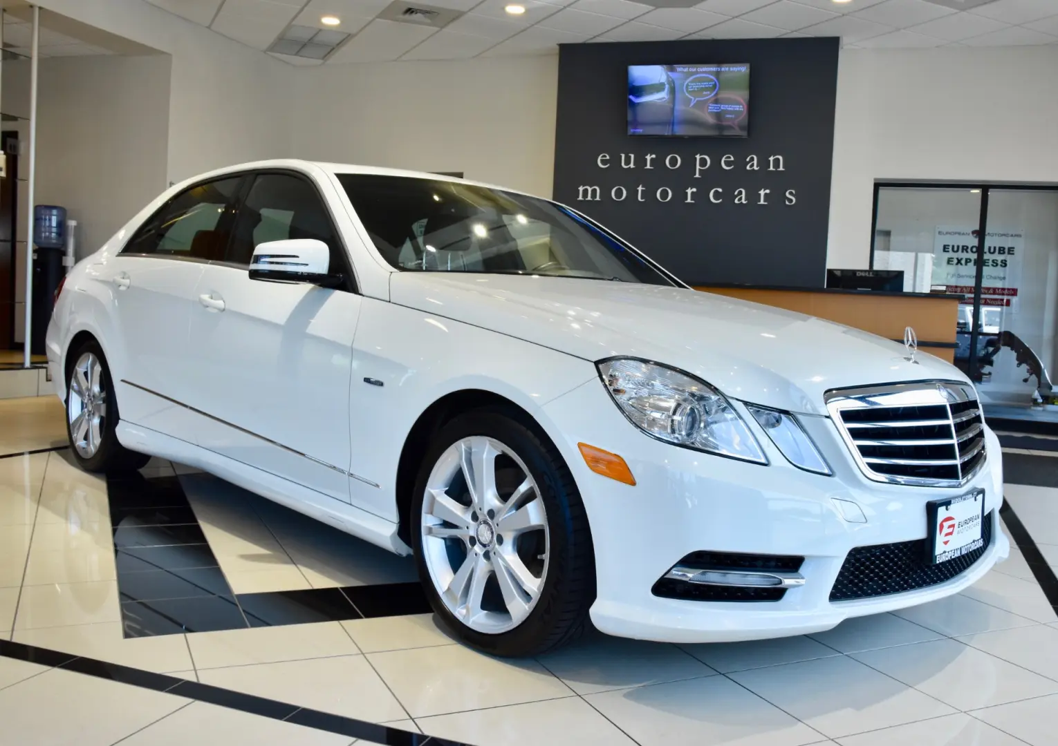 Mercedes-Benz  E 350 4Matic BlueEFFICIENCY Premium 1