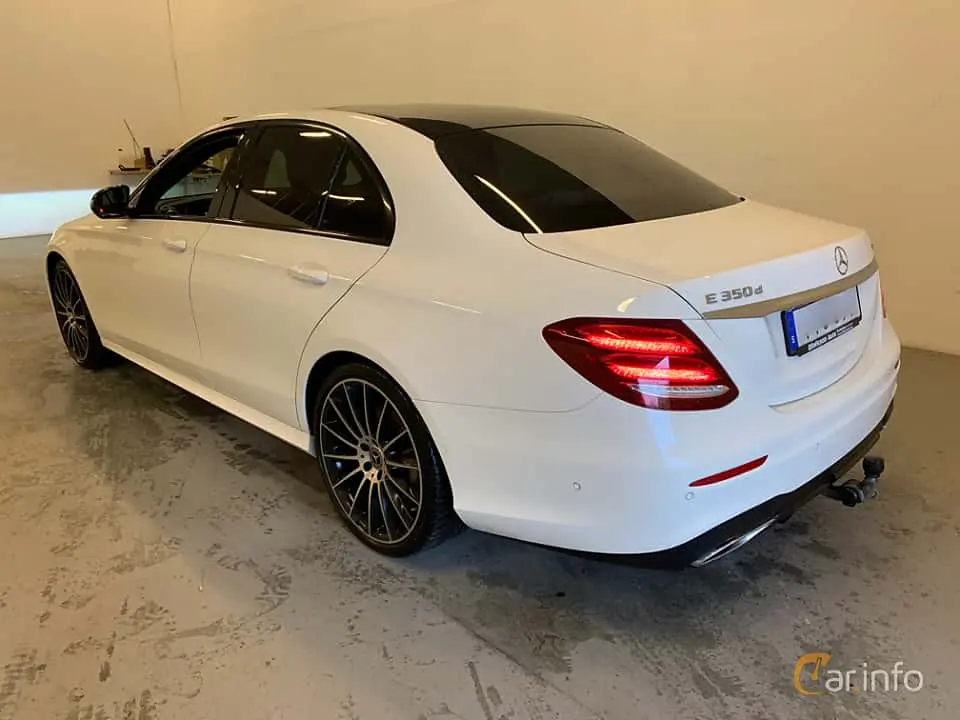 Mercedes-Benz  E 350 9G-Tronic 2