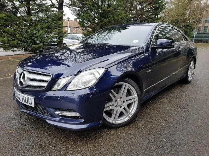 Mercedes-Benz  E 350 BlueEFFICIENCY Premium 4