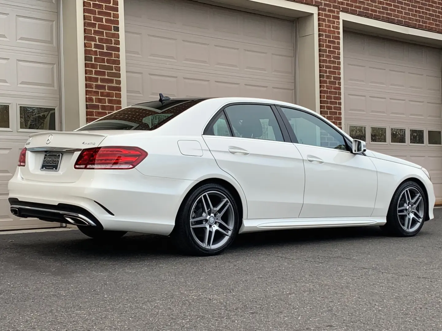 Mercedes-Benz  E 350 BlueTEC 4Matic EditionE 5