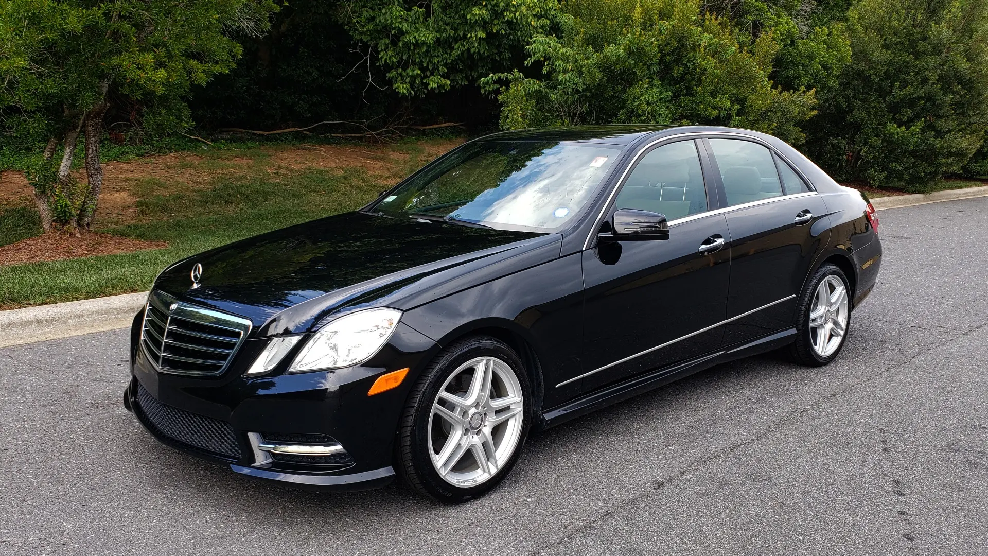 Mercedes-Benz  E 350 4Matic Elite 0