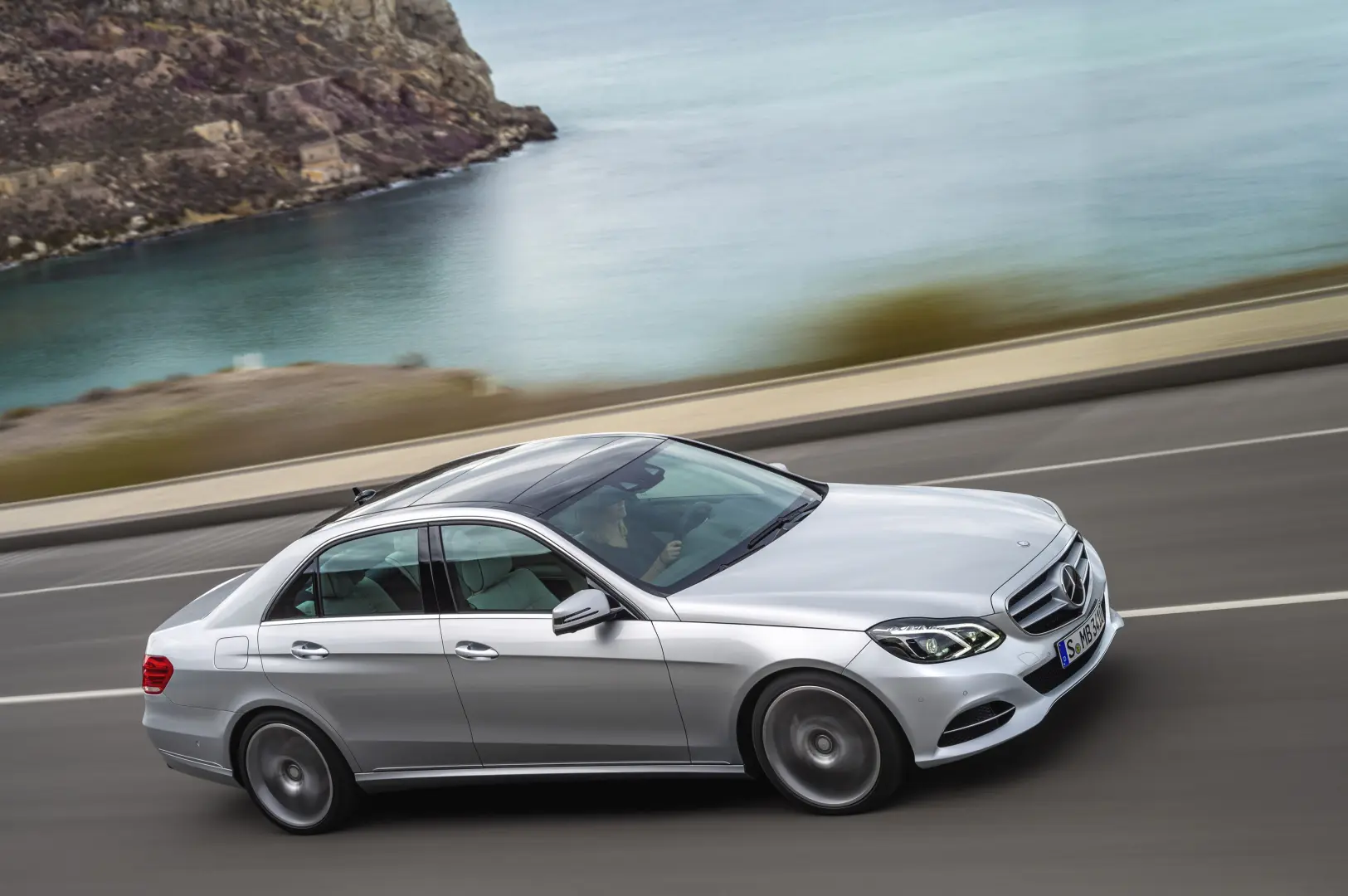 Mercedes-Benz  E 350 BlueTEC 4Matic Elite 5