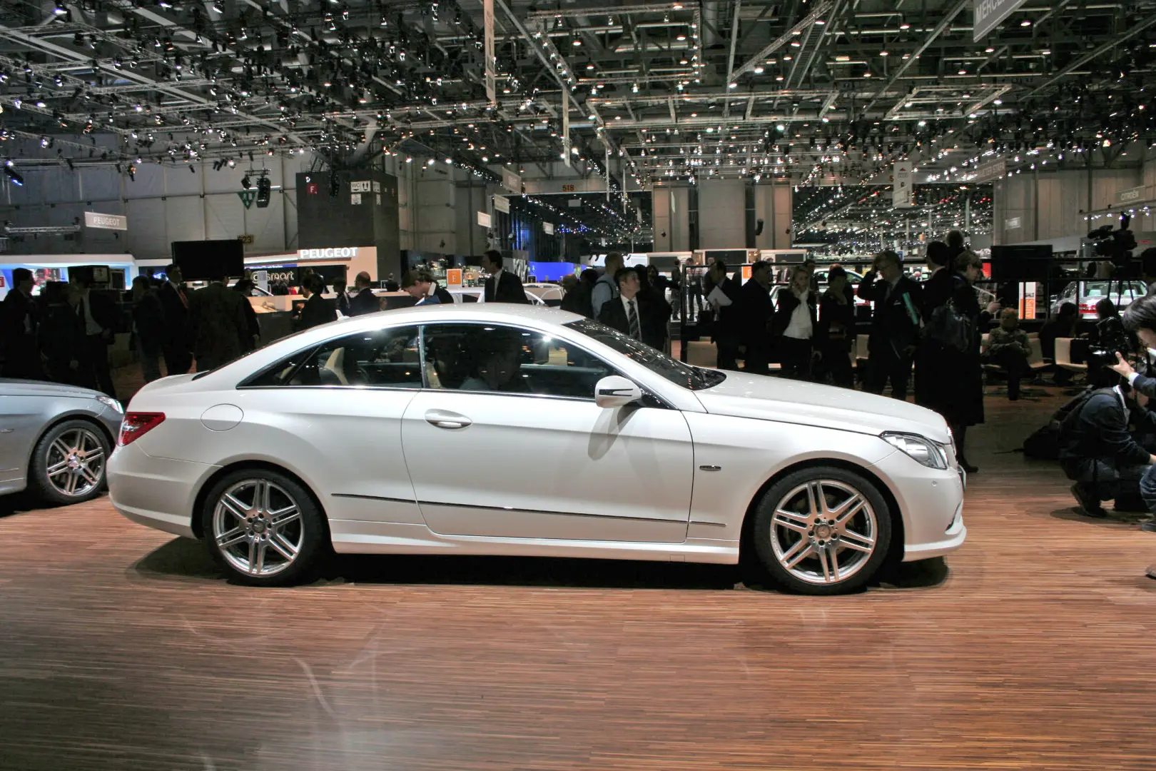 Mercedes-Benz  E 350 CDI BlueEFFICIENCY Elegance 3