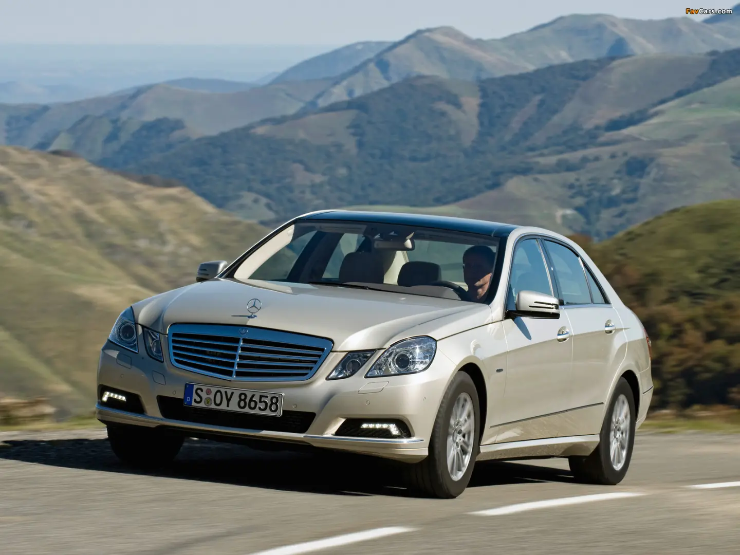 Mercedes-Benz  E 350 CDI Premium 7