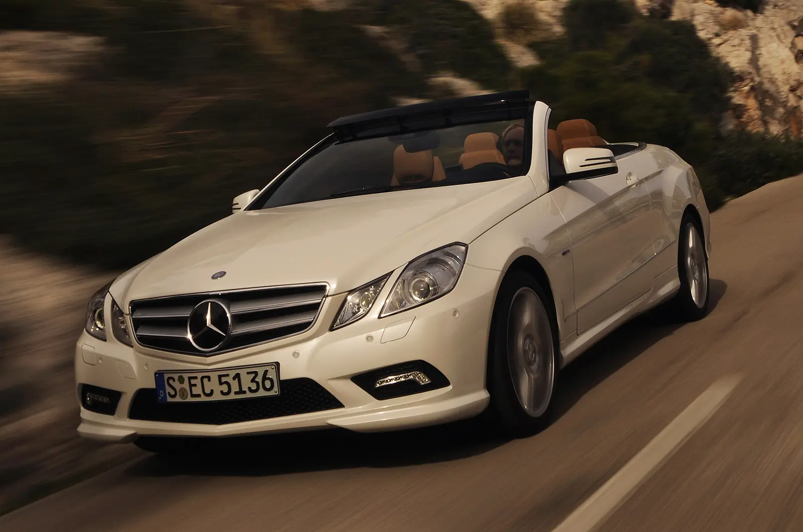 Mercedes-Benz  E 350 CGI AMG 9G-Tronic 3
