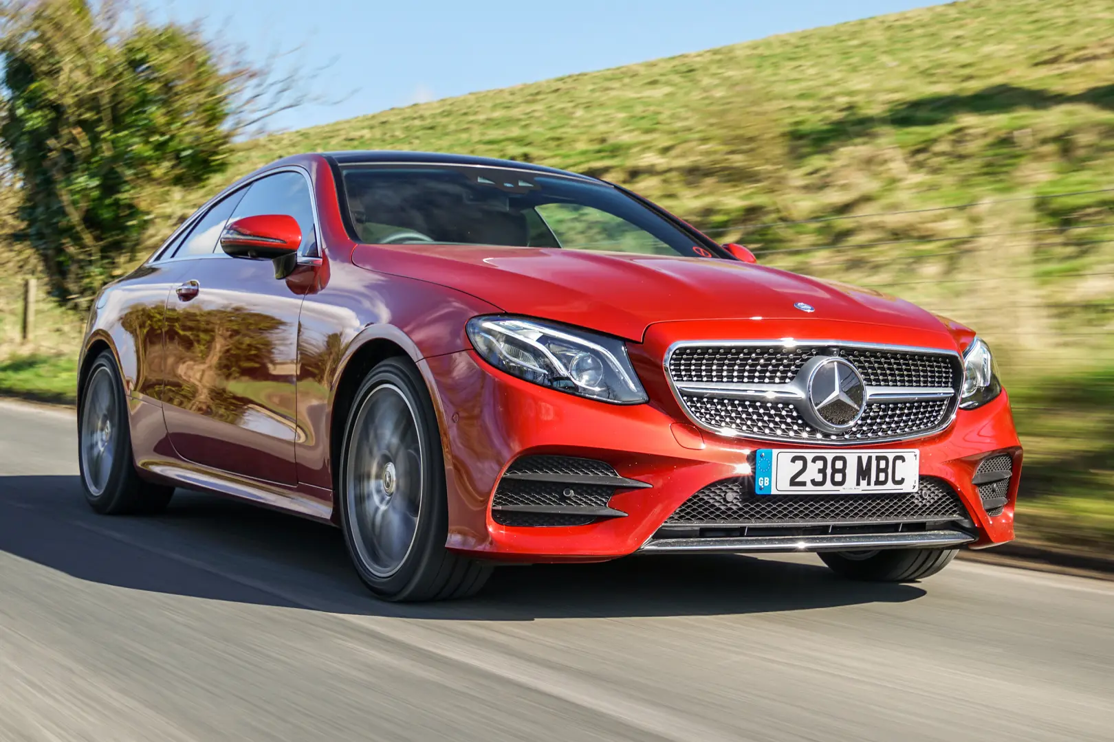 Mercedes-Benz  E 350 d 4Matic AMG 9G-Tronic 5