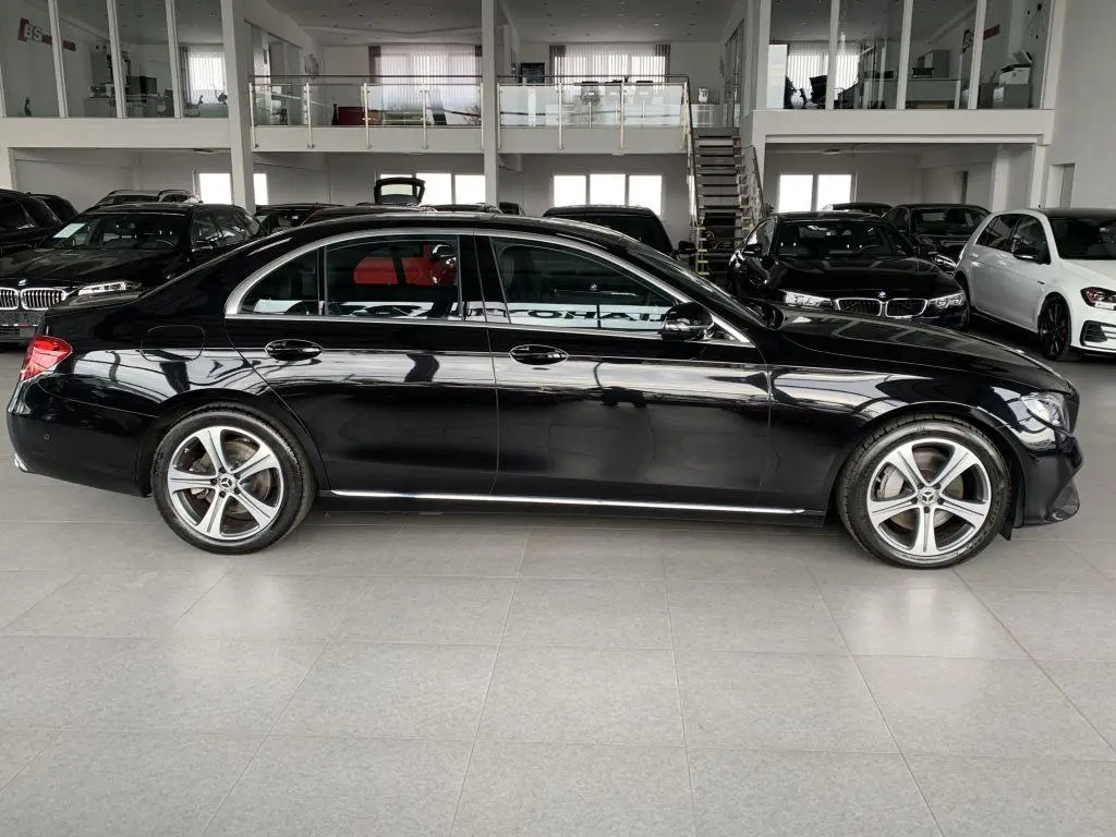 Mercedes-Benz  E 350 d Avantgarde 9G-Tronic 3