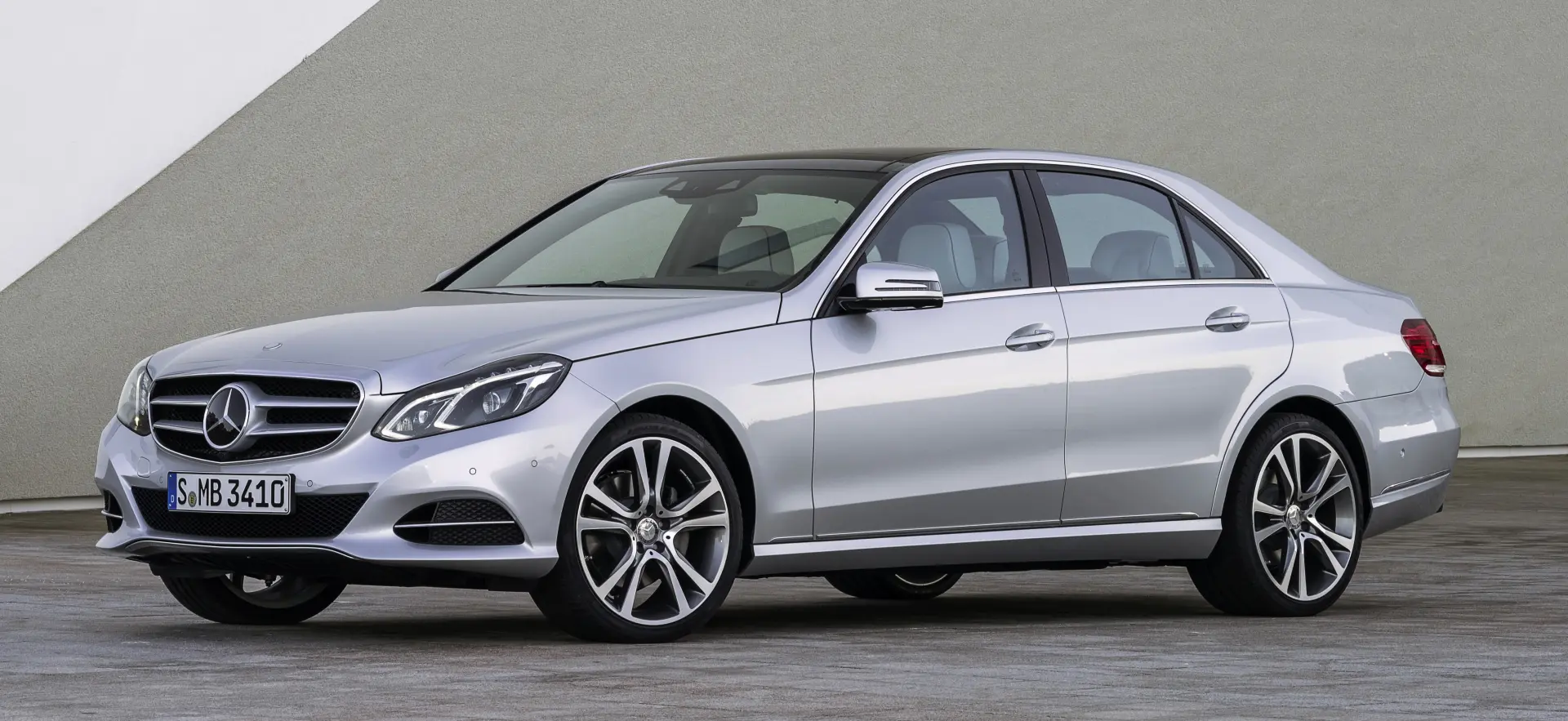 Mercedes-Benz  E 350 d AMG 9G-Tronic 6