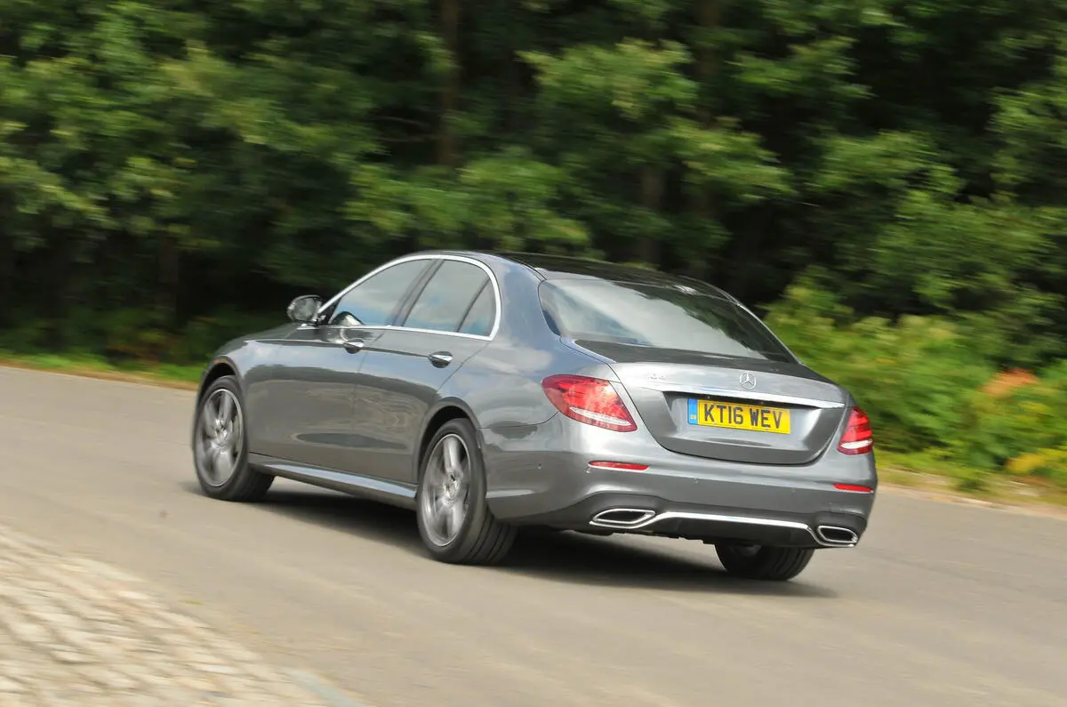 Mercedes-Benz  E 350 d AMG 9G-Tronic 6