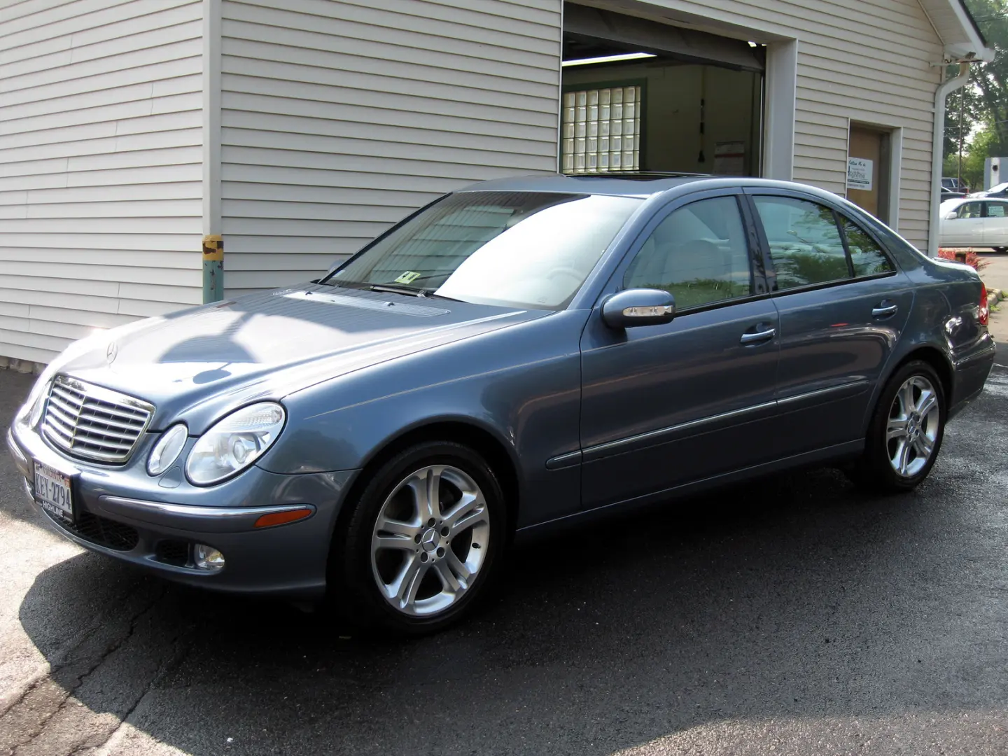 Mercedes-Benz  E 350 Elegance 0
