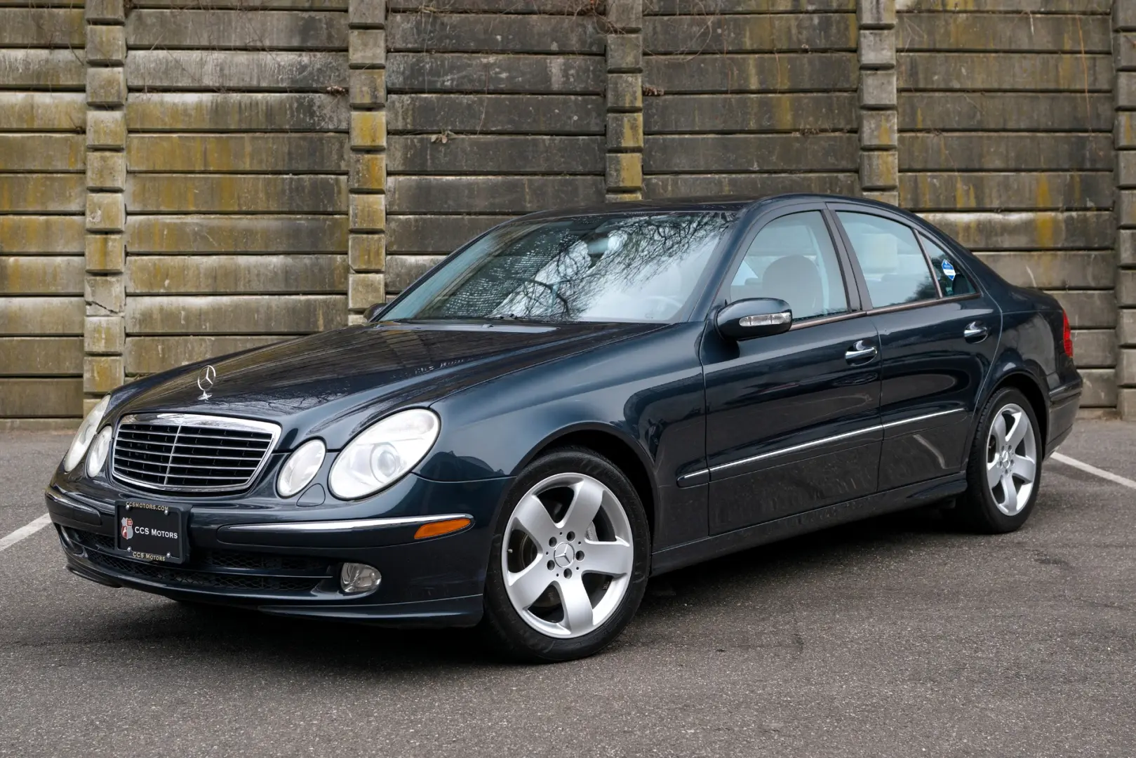 Mercedes-Benz  E 350 Elegance 2