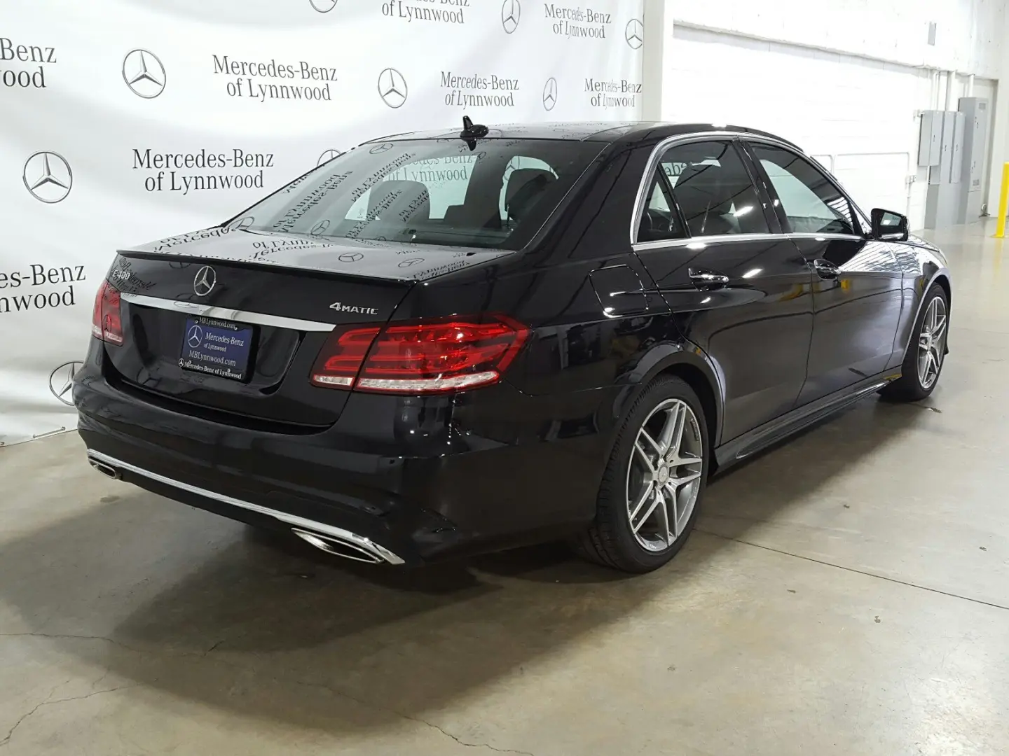 Mercedes-Benz  E 400 4Matic 5