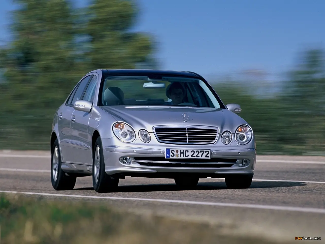 Mercedes-Benz  E 400 CDI Elegance 2
