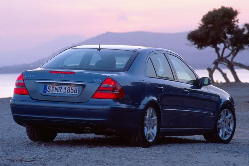 Mercedes-Benz  E 400 CDI Elegance 5
