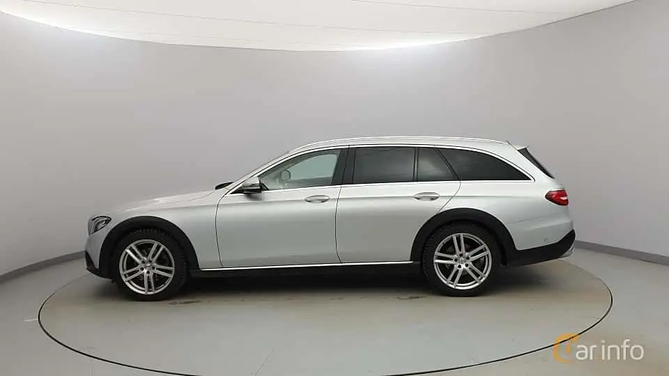 Mercedes-Benz  E 400 d 4Matic 9G-Tronic 3