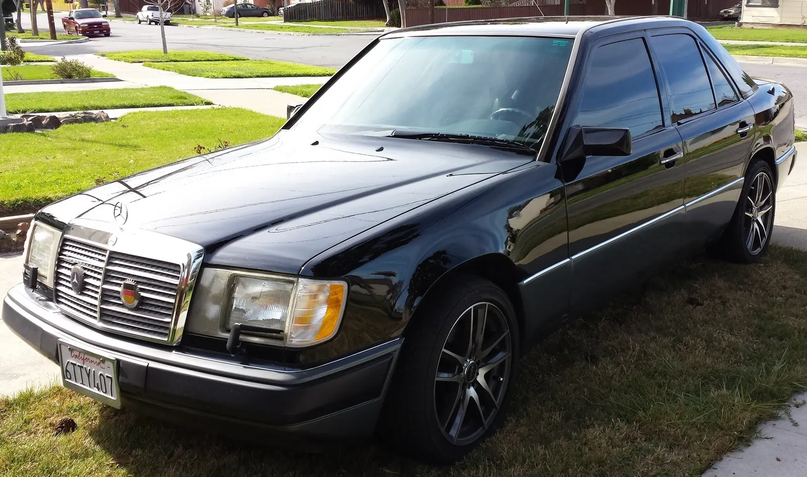 Mercedes-Benz  E 400 E 4
