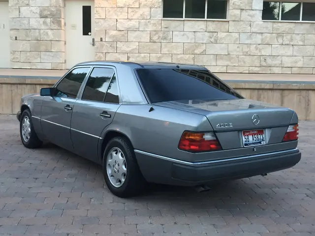 Mercedes-Benz  E 400 E 5
