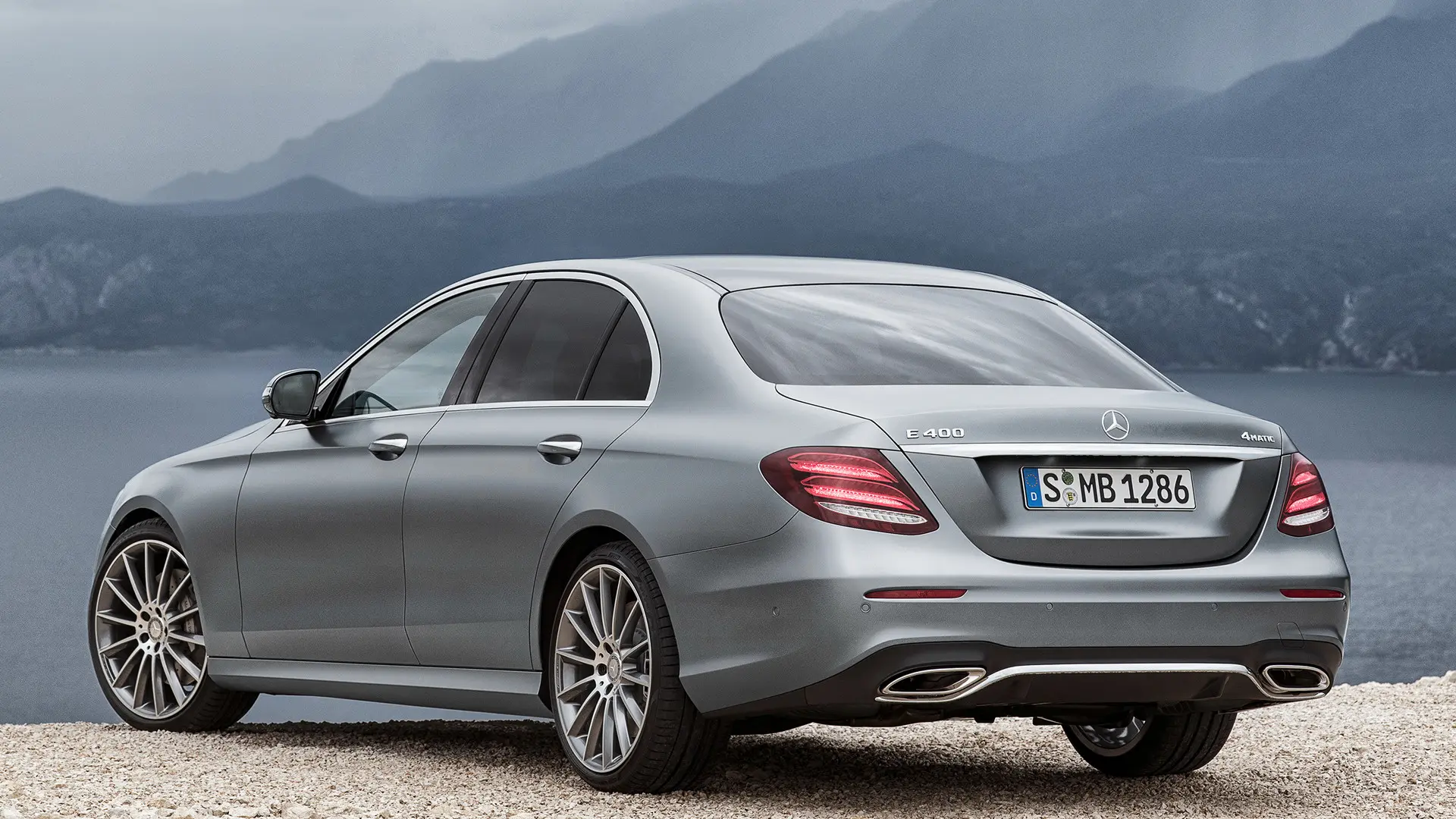 Mercedes-Benz  E 400 Elite 5