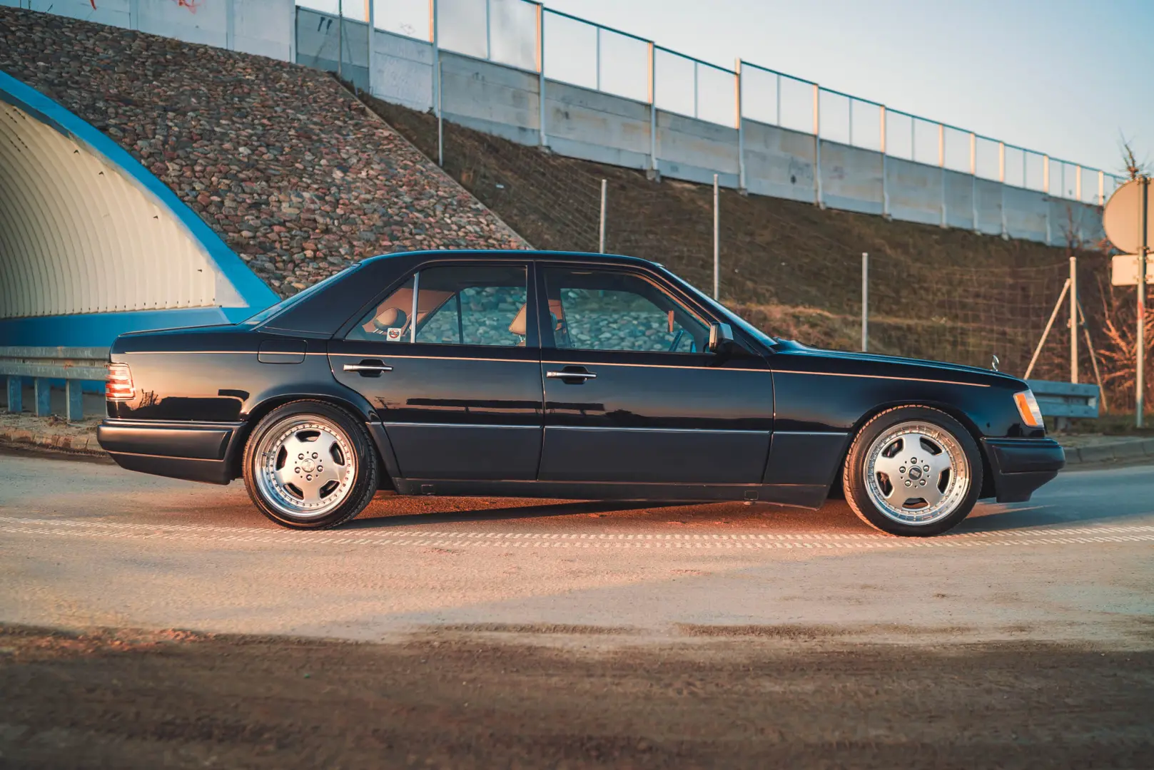 Mercedes-Benz  E 420 2