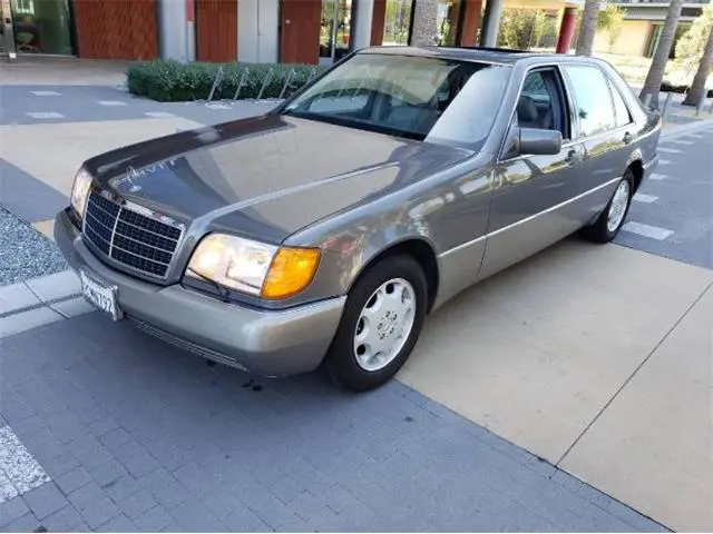 Mercedes-Benz  E 420 6