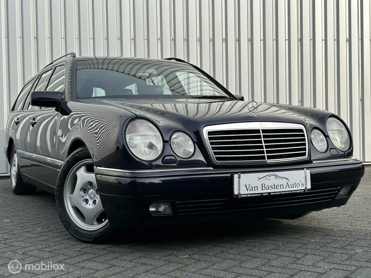 Mercedes-Benz  E 420 Avantgarde 2
