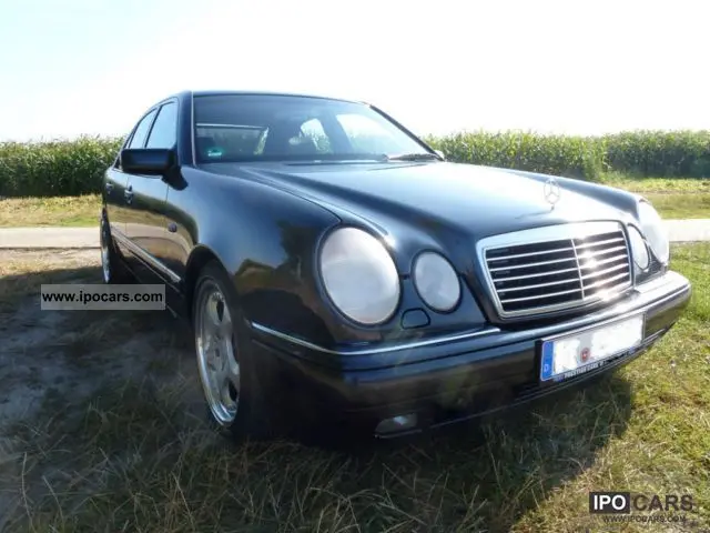Mercedes-Benz  E 420 Classic 1