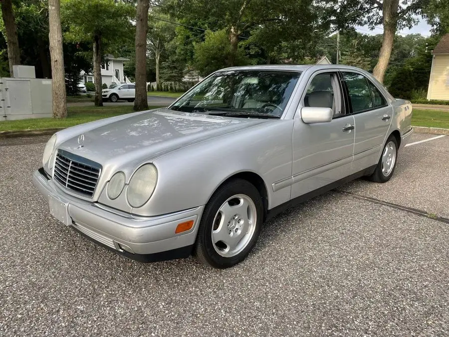 Mercedes-Benz  E 430 Avantgarde 1