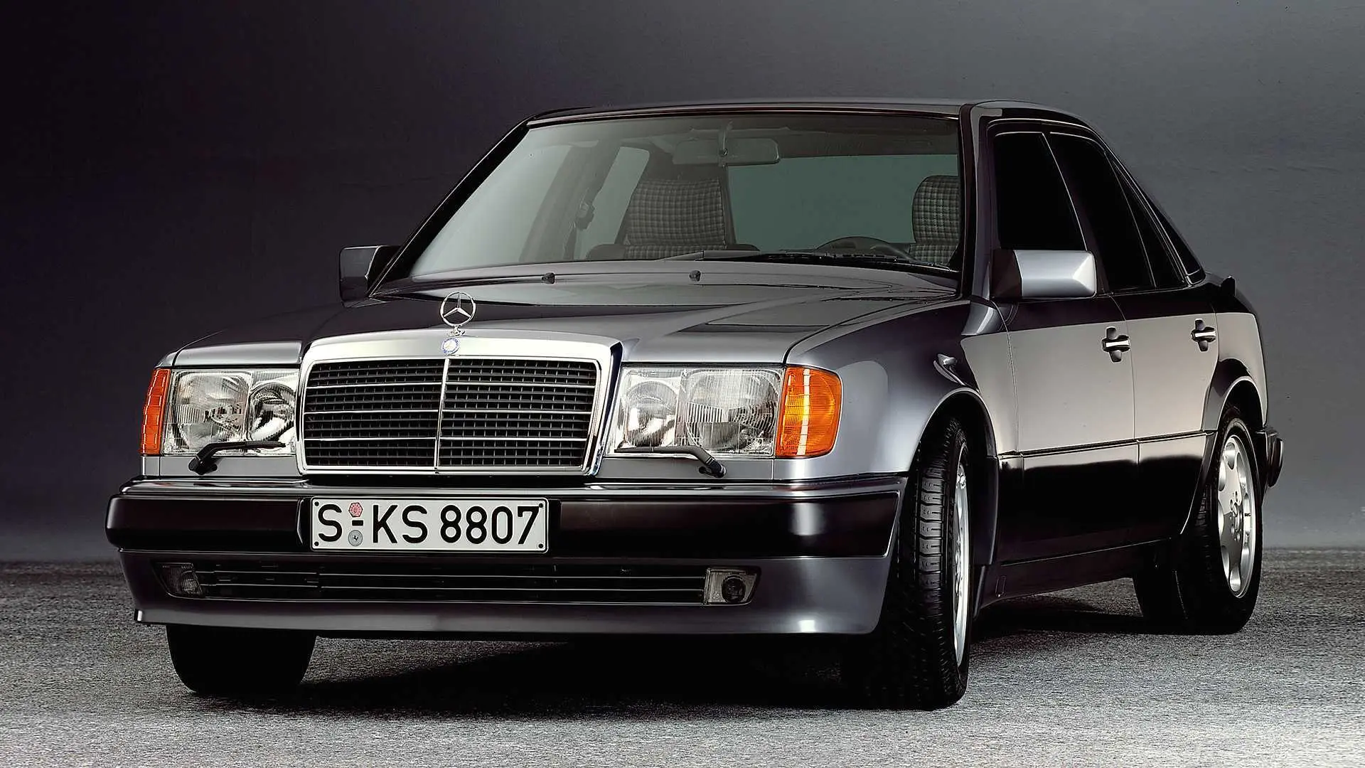 Mercedes-Benz  E 500 E 5