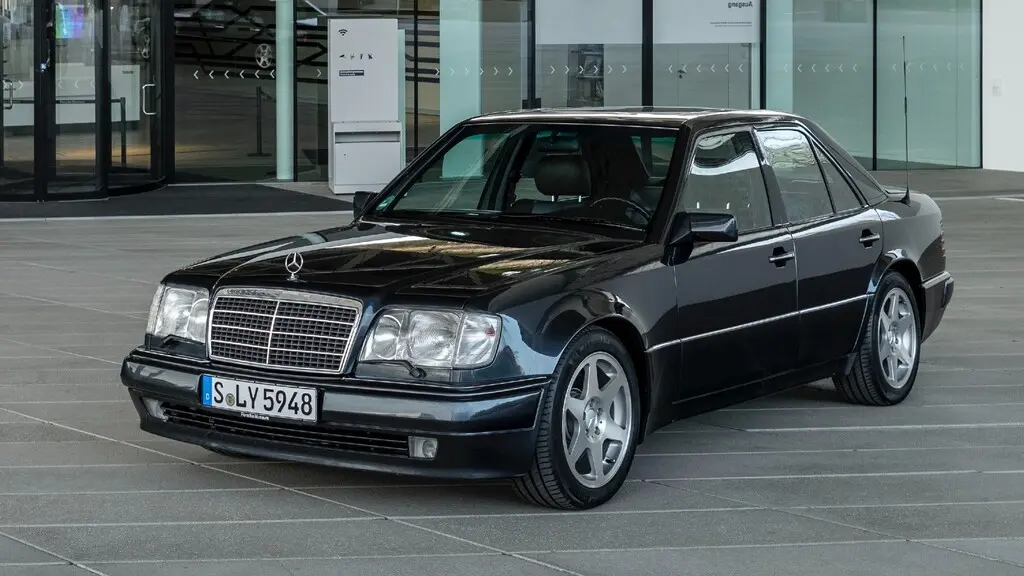 Mercedes-Benz  E 500 E 5