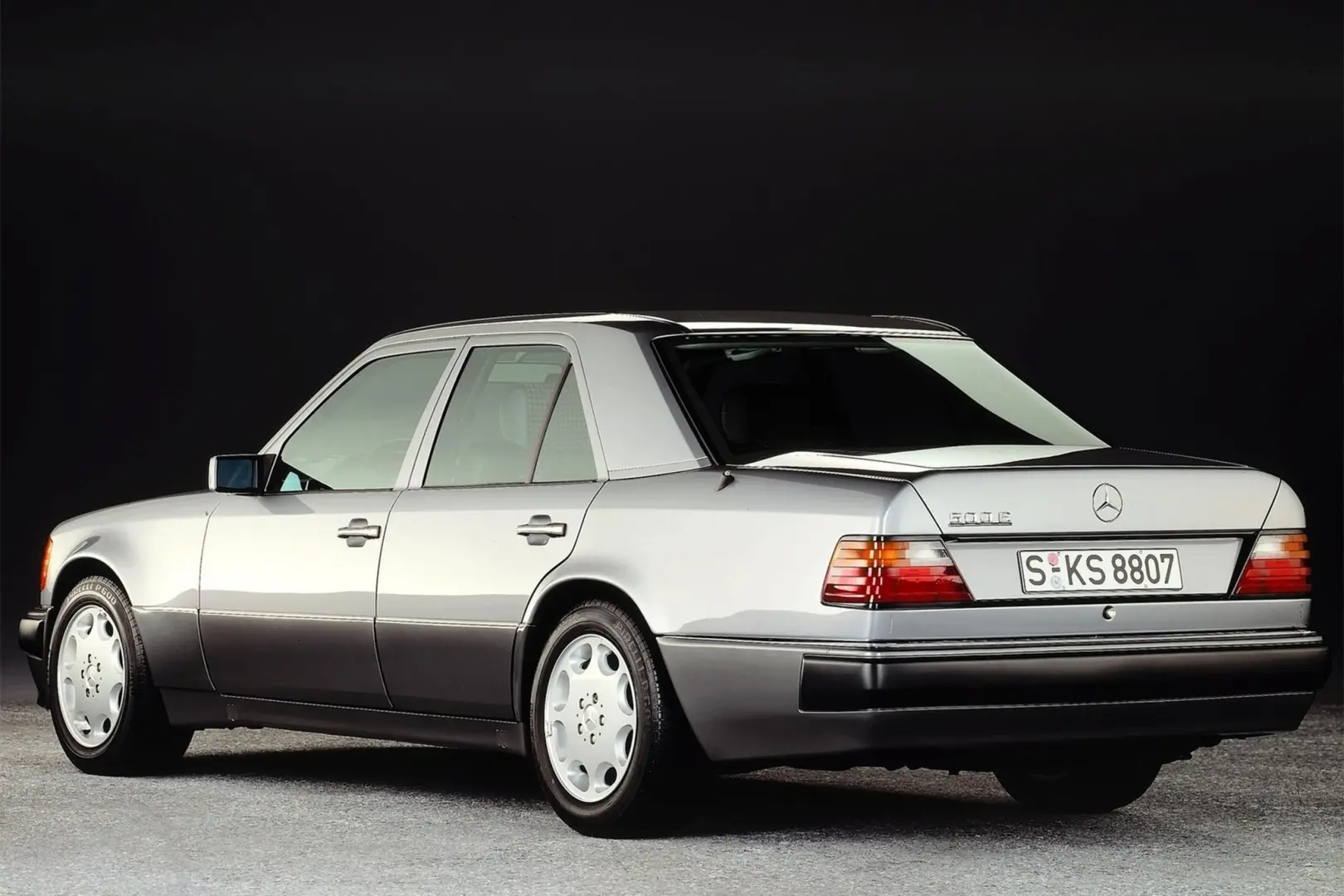 Mercedes-Benz  E 500 E 2