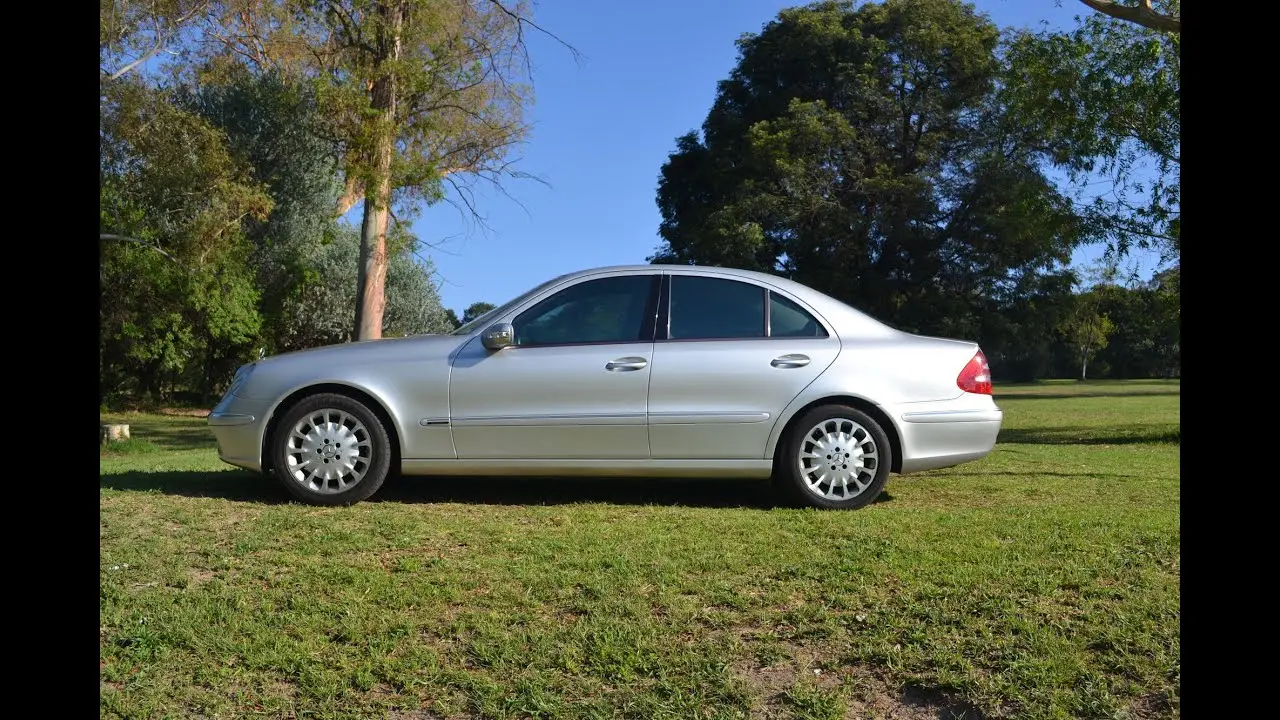 Mercedes-Benz  E 500 Elegance 5
