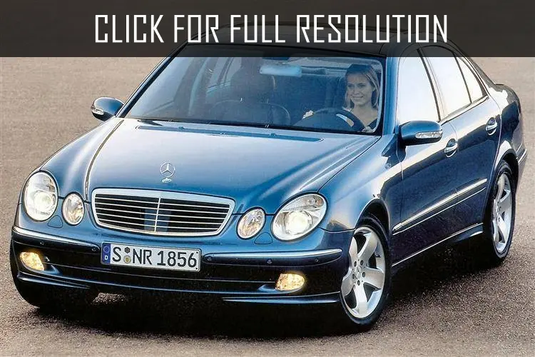 Mercedes-Benz  E 500 Elegance 5