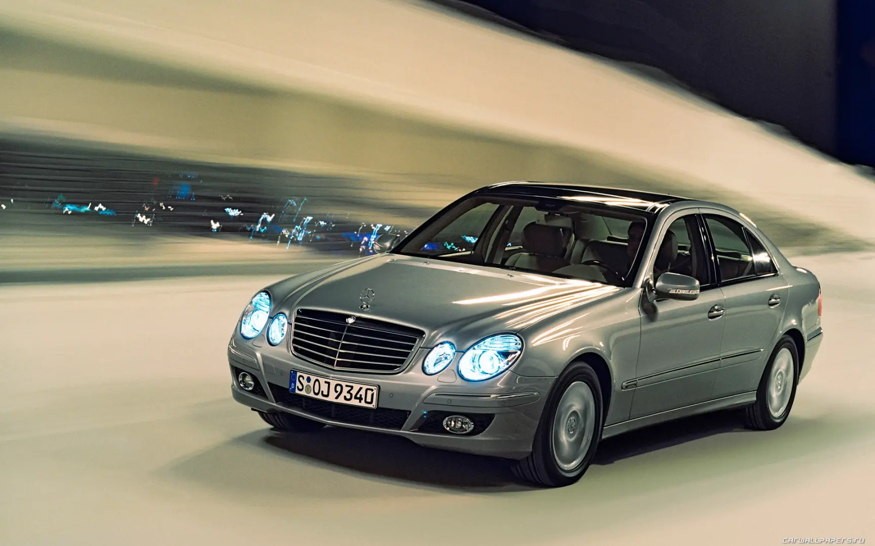 Mercedes-Benz  E 500 Elegance 3