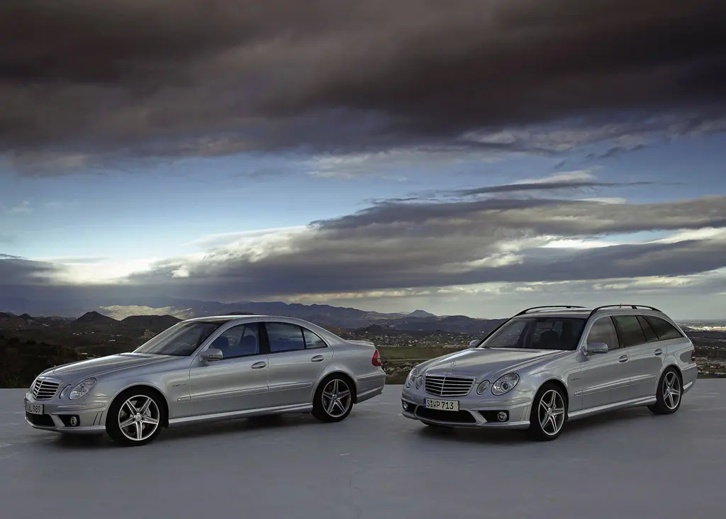 Mercedes-Benz  E 63 AMG 6