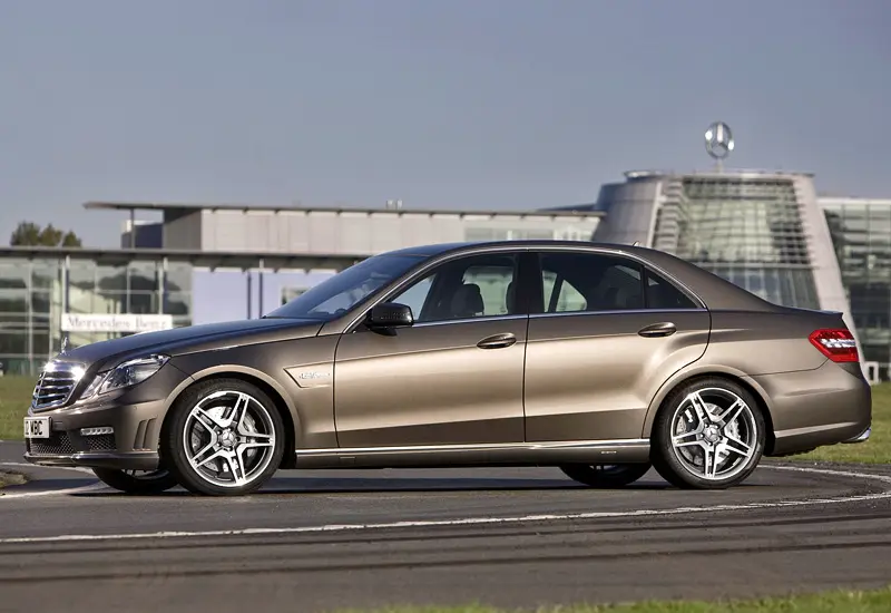 Mercedes-Benz  E 63 AMG Premium 2