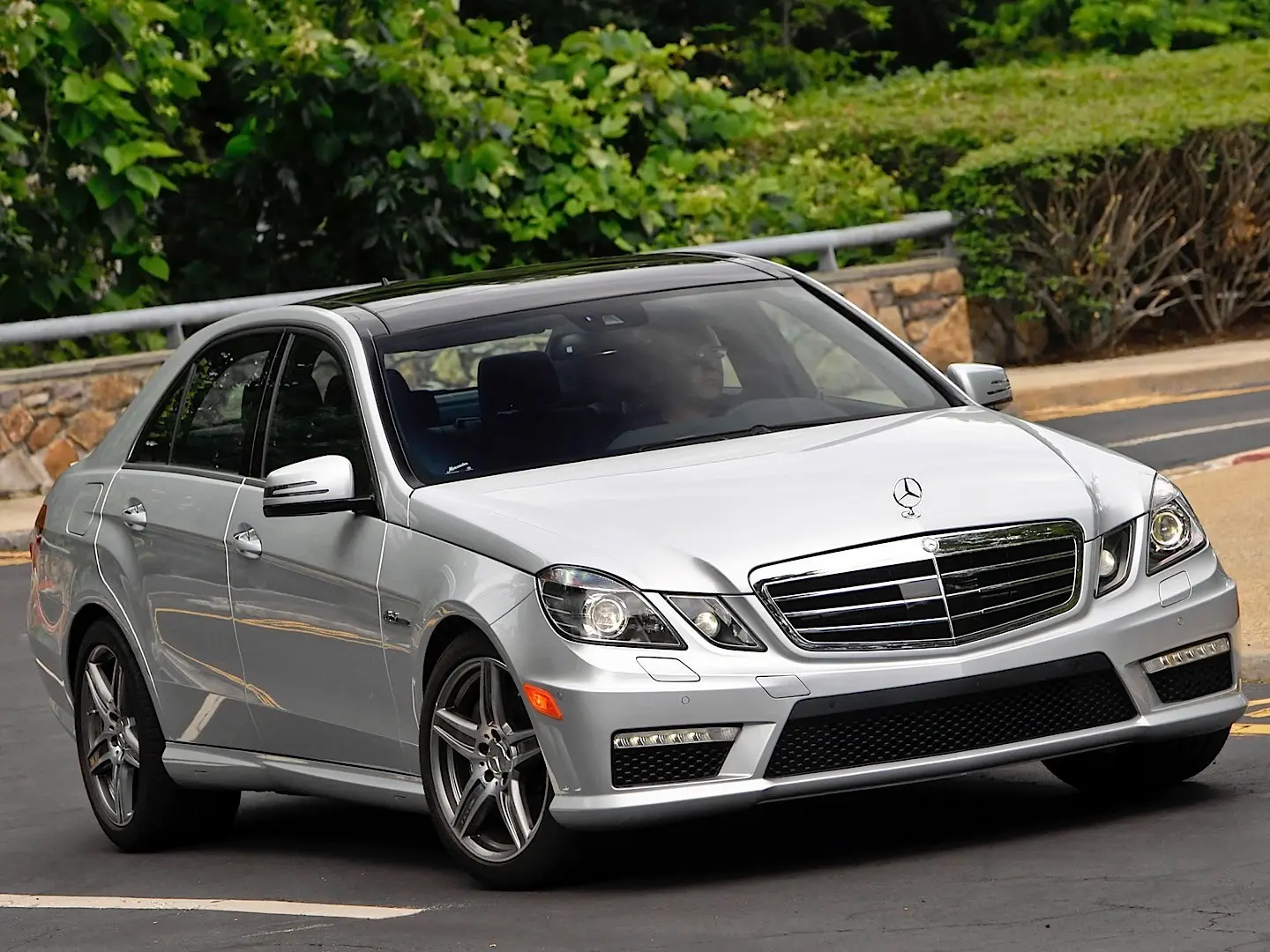Mercedes-Benz  E 63 AMG Premium 5