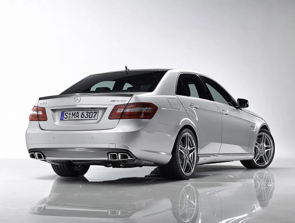 Mercedes-Benz  E 63 AMG Premium 3
