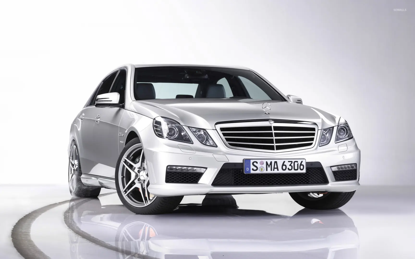 Mercedes-Benz  E 63 AMG Premium 6