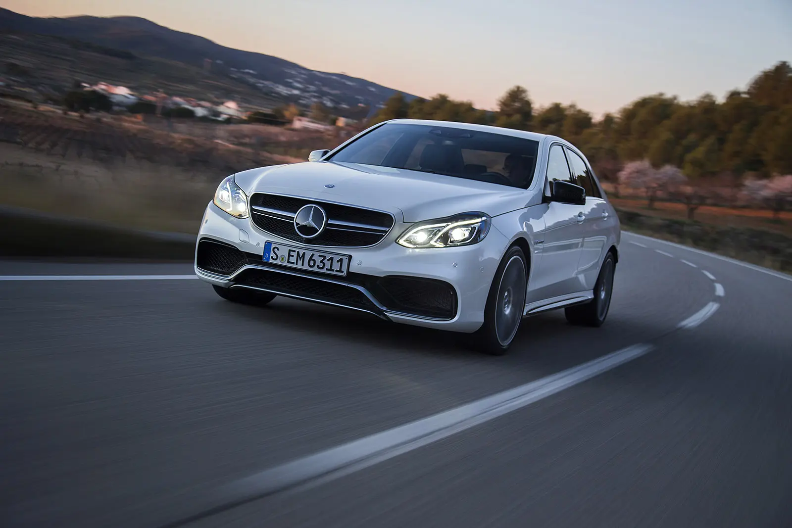Mercedes-Benz  E 63 AMG Premium 6