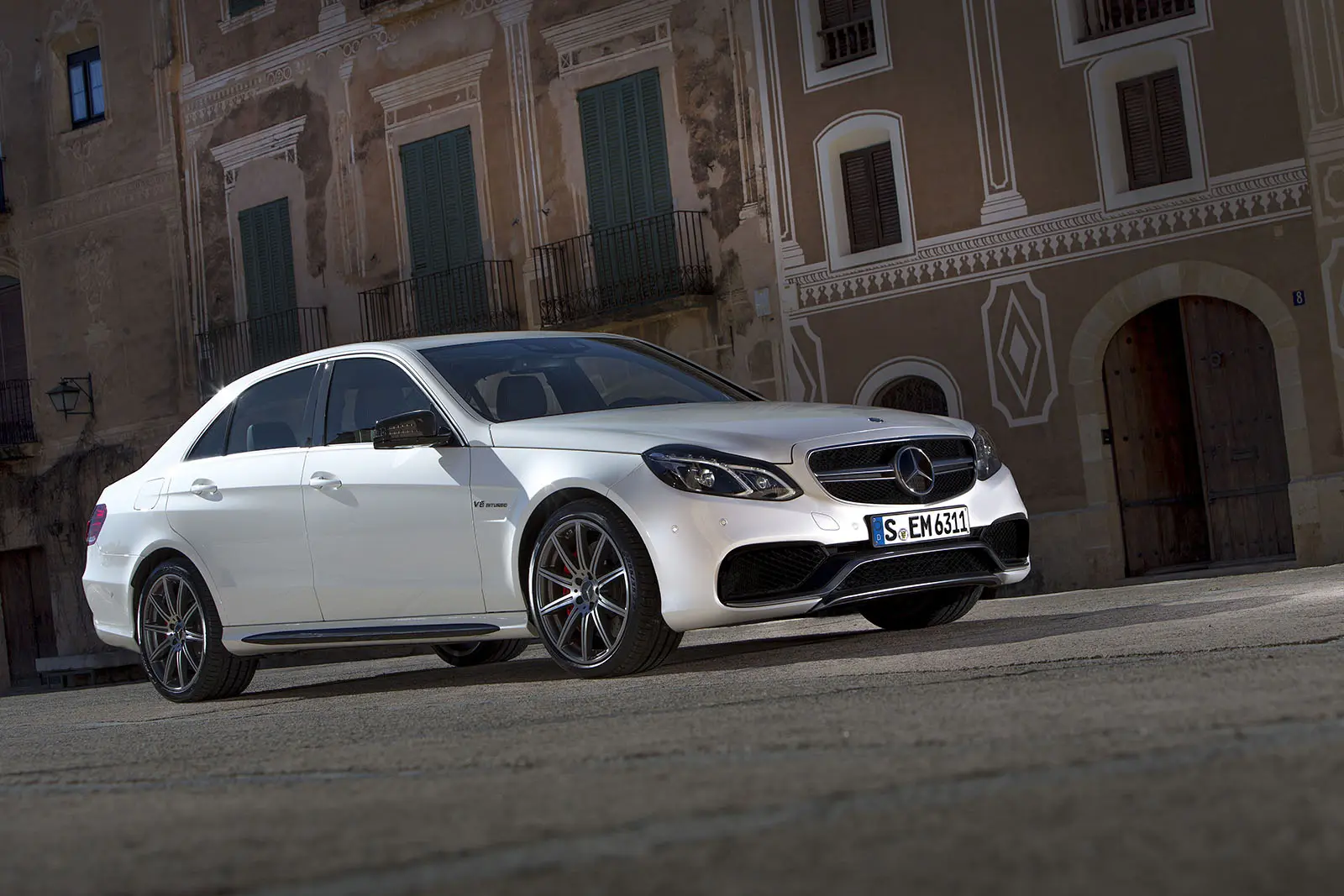 Mercedes-Benz  E 63 AMG Premium 6
