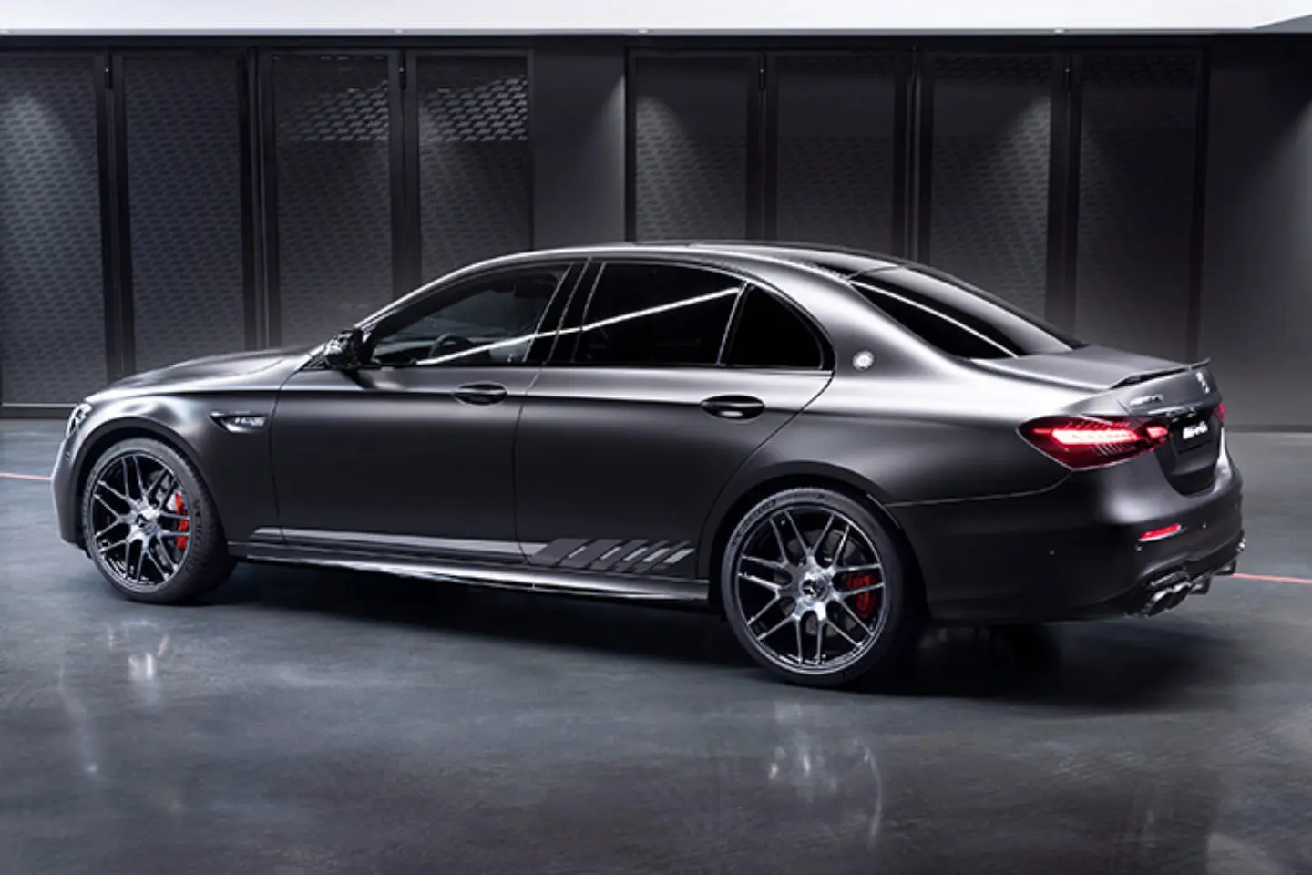 Mercedes-Benz  E 63 S 4Matic+ AMG 2