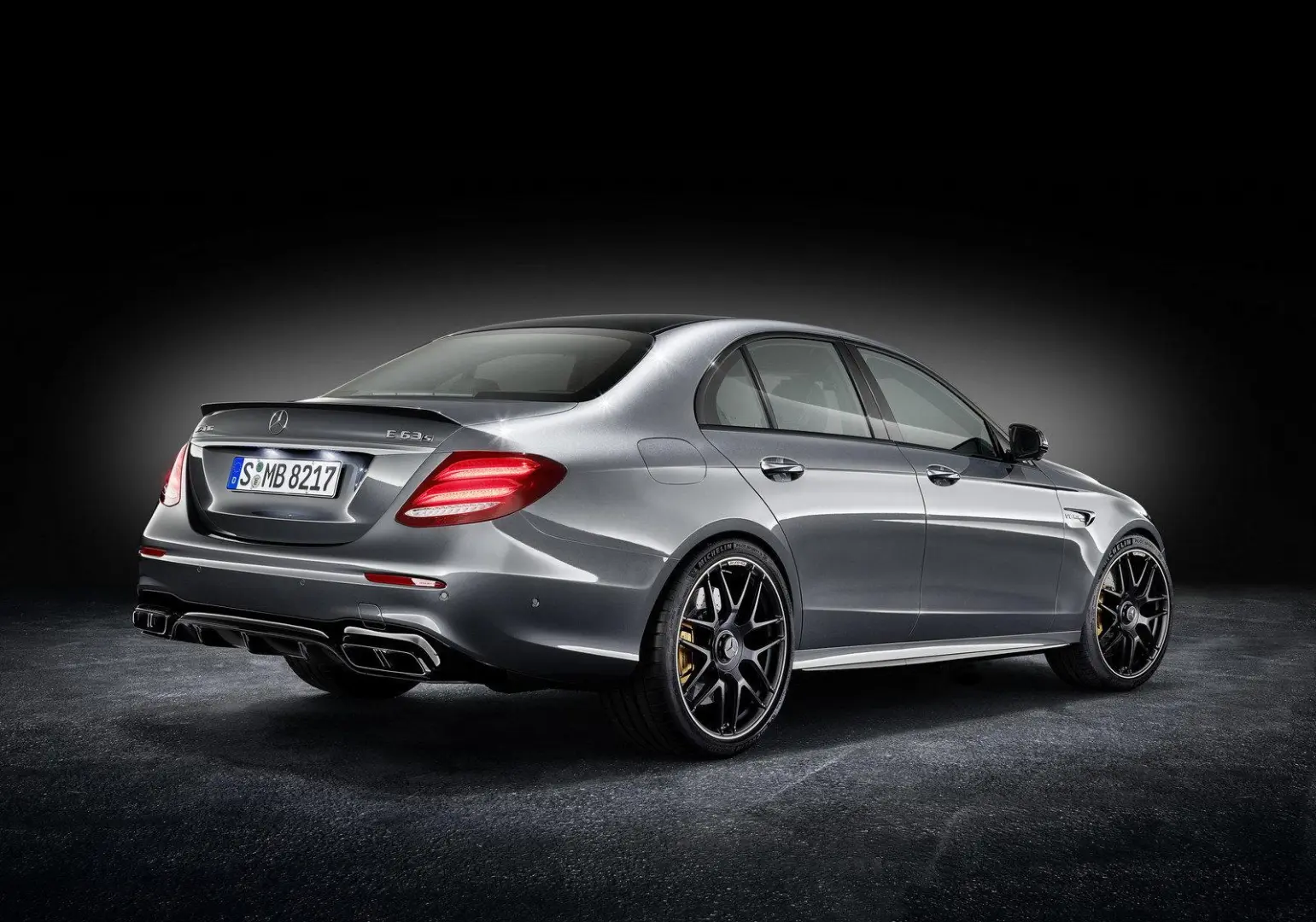 Mercedes-Benz  E 63 AMG S 4MATIC Plus 0