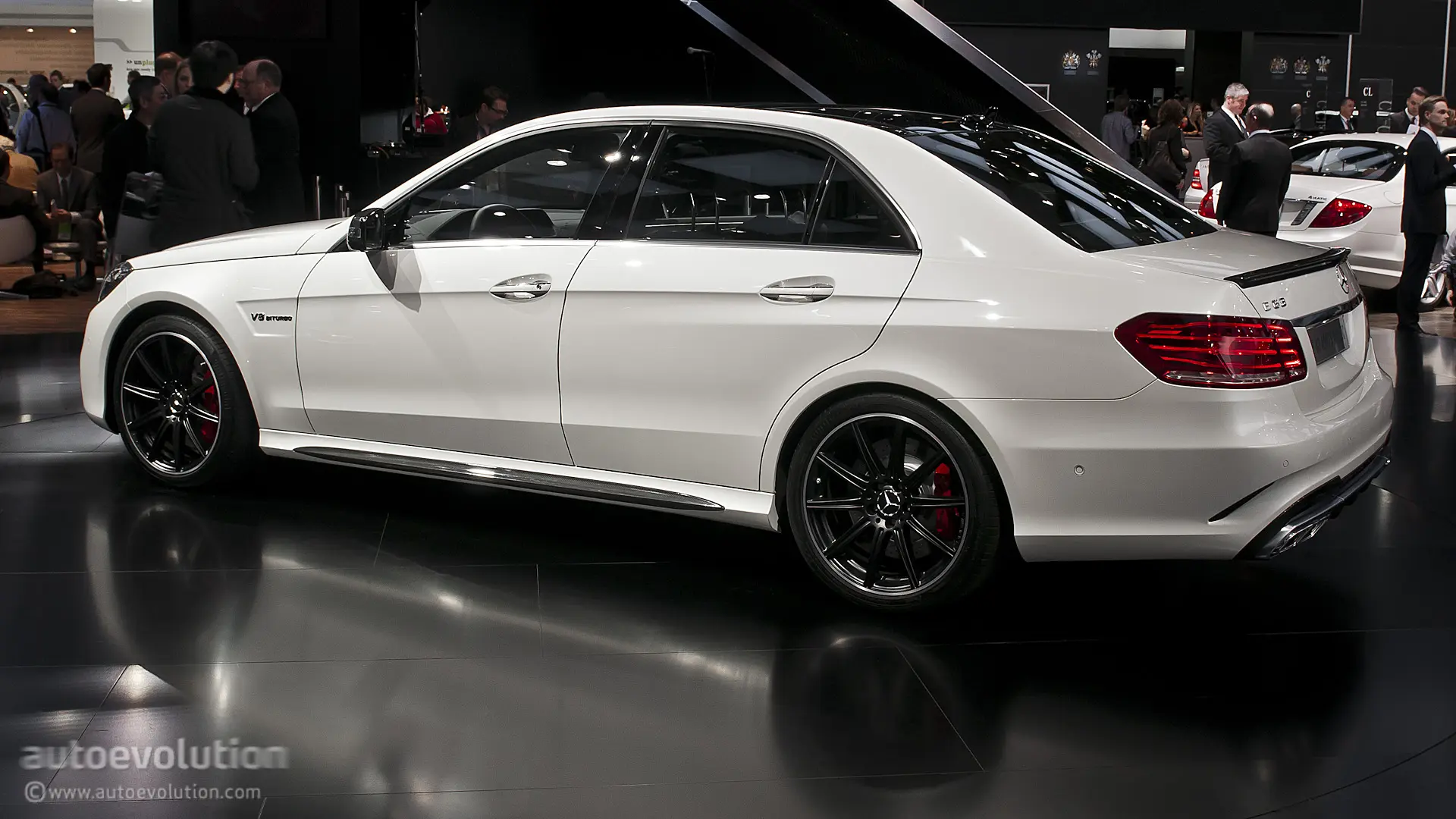 Mercedes-Benz  E 63 S 4Matic AMG Premium 5