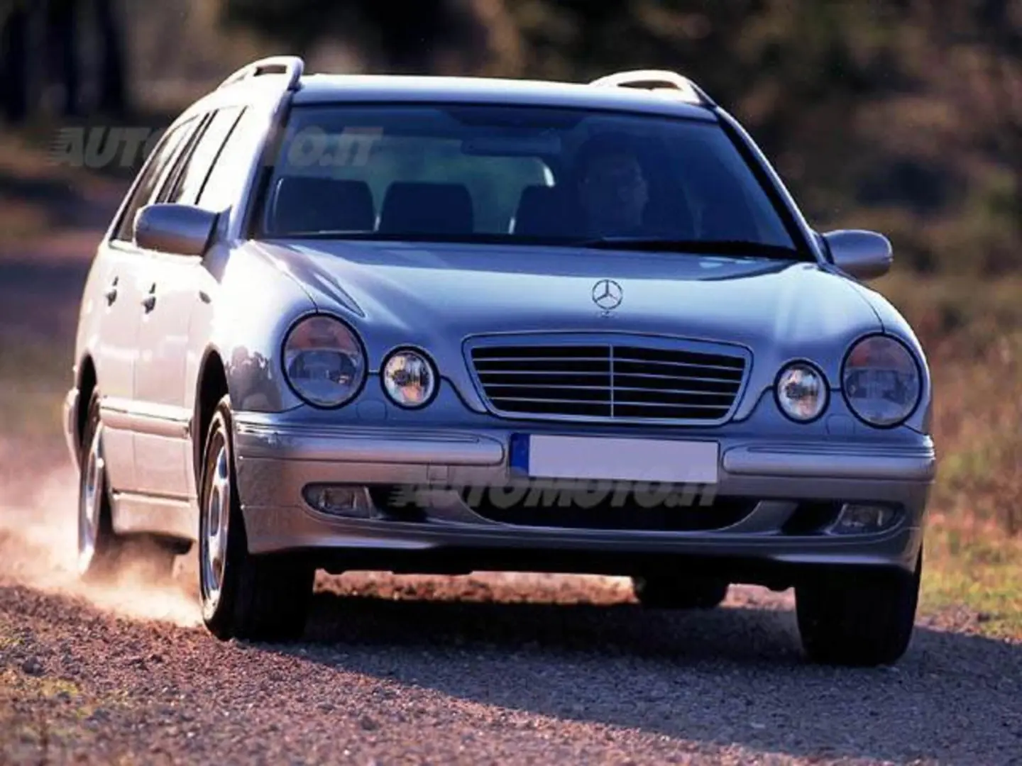 Mercedes-Benz  E Estate 200 T Kompressor Avantgarde 4