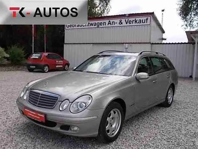 Mercedes-Benz  E Estate 200 T Kompressor Avantgarde 5