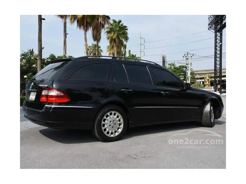 Mercedes-Benz  E Estate 200 T Kompressor Classic 3