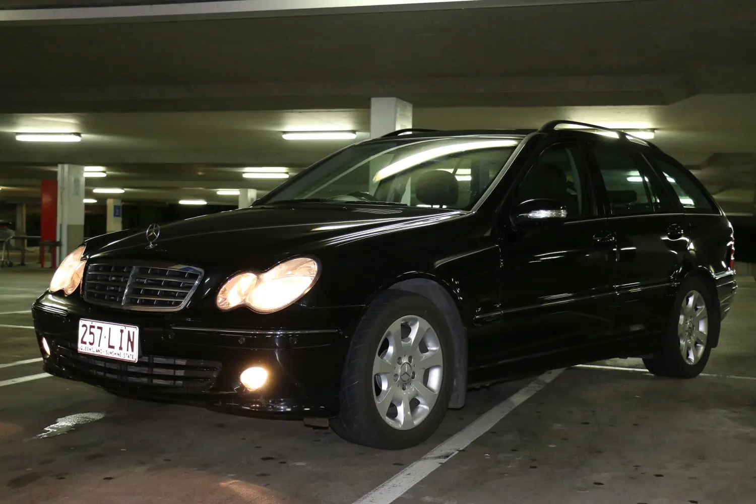 Mercedes-Benz  E Estate 200 T Kompressor Elegance 5