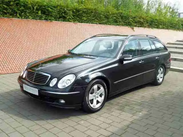 Mercedes-Benz  E Estate 220 T CDI Avantgarde 5