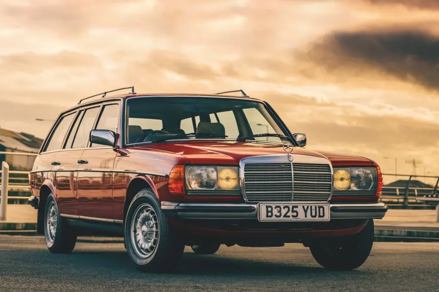 Mercedes-Benz  E Estate 230 TE 4